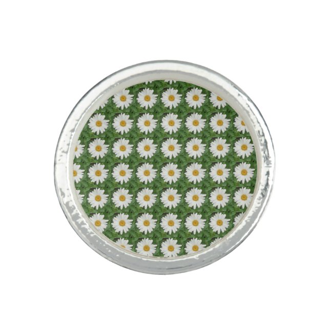 White Daisy Ring (Front)