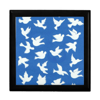 White Doves Jewelry or Trinket Box