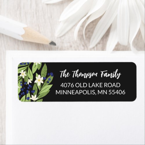 White Floral Blue Berry Greenery Christmas Label