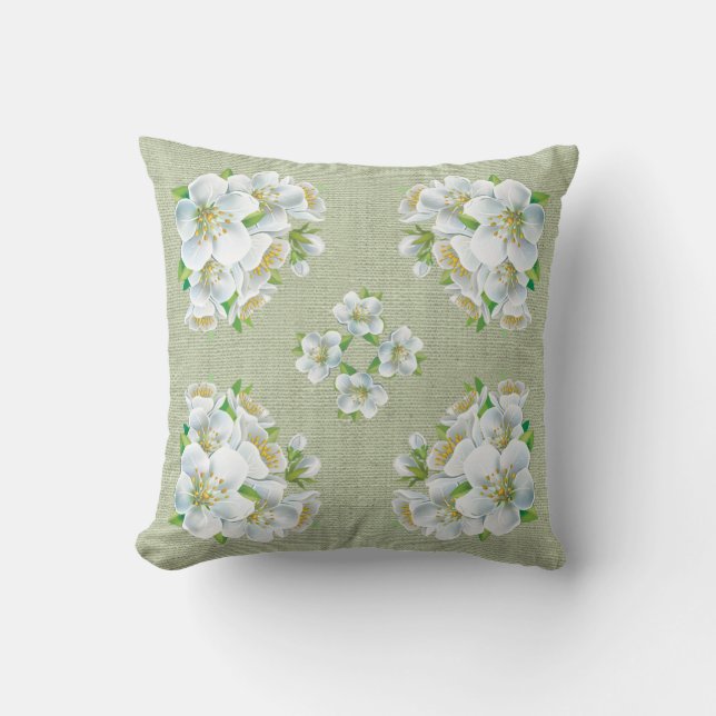 White flower pillow (Front)