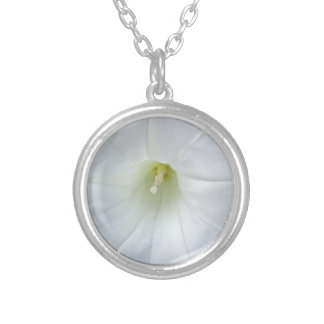 White Flower Siver Necklace