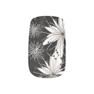 White Flower Starburst Nail Art
