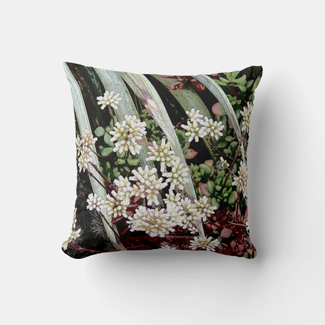 White flowers and leafs throw pillow (Front)