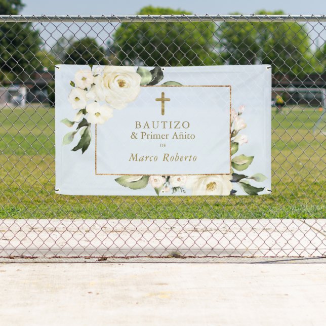 White Flowers Gold Spanish Bautizo Welcome Sign (Insitu)