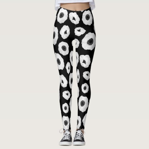 White Flowers on Black Background Pattern Leggings