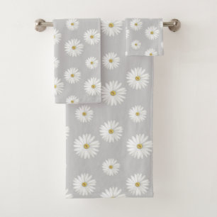 White Flowers on Light Gray Bath Towel Set