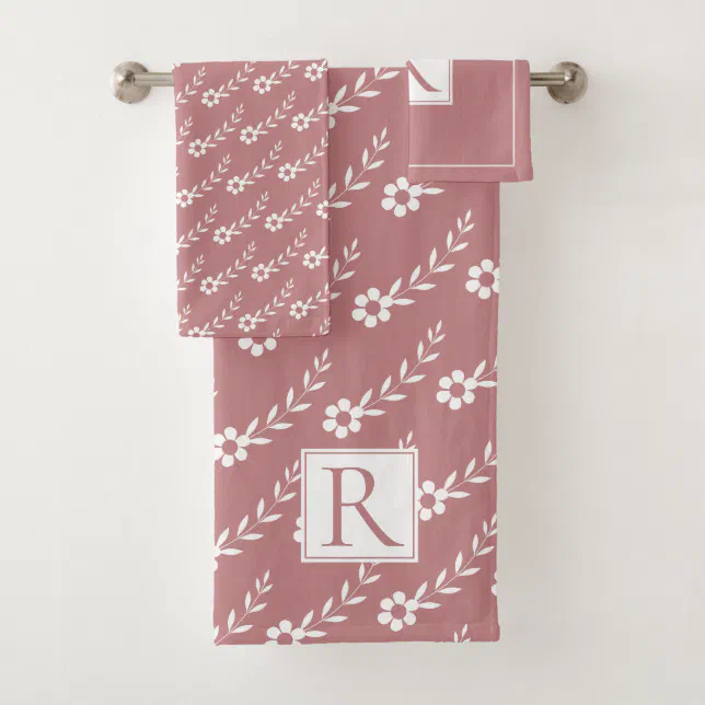 White flowers pattern and monogram dusty rose bath towel set Zazzle