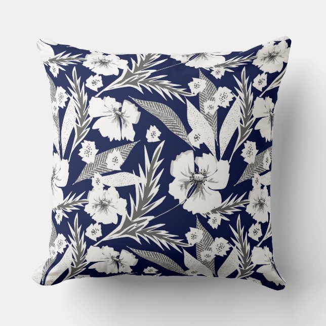 White flowers throw pillow (Front)