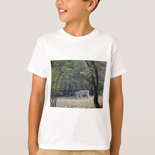 White Horse in trees T_Shirt