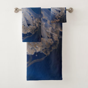 White Jellyfish Swimming In An Aquarium Bath Mat Towel Set
