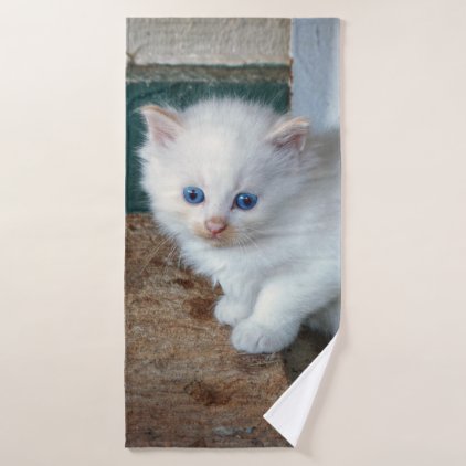 White Kitten Bath Towel Set