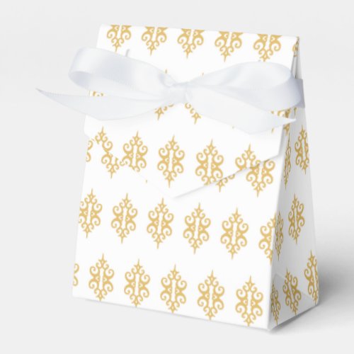 White Lace Favor Box