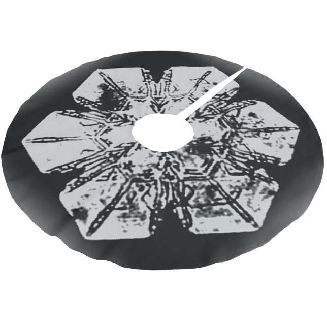 White on Black Snowflake Brushed Polyester Tree Skirt (Angled)
