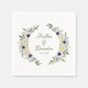 White & pastel peach shabby-chic flowers wreath napkins