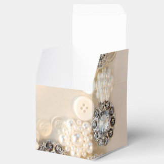 White Pearls and Diamond Buttons Wedding Favor Box
