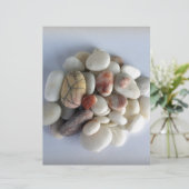 white pebbles (Standing Front)
