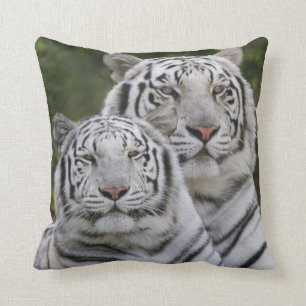 White phase, Bengal Tiger, Tigris Throw Pillow