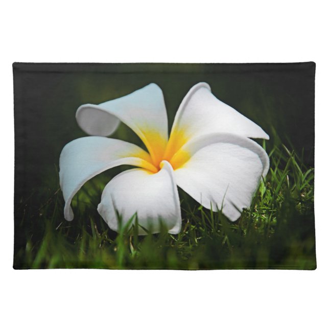 White Plumeria Frangipani Hawaii Flower Placemat (Front)