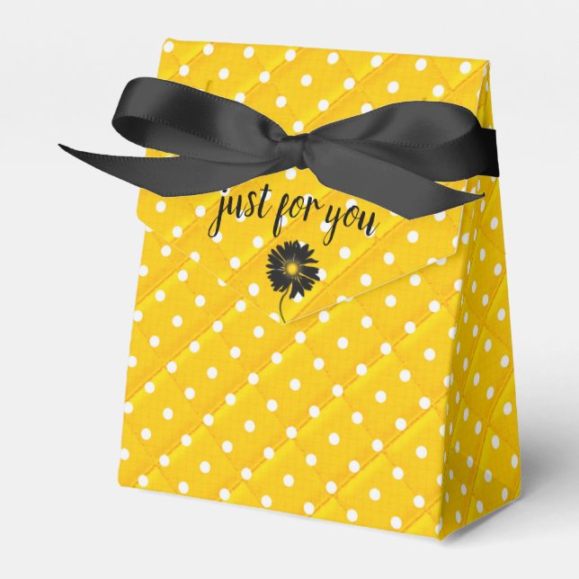 white polka dots on yellow favor boxes (Front Side)