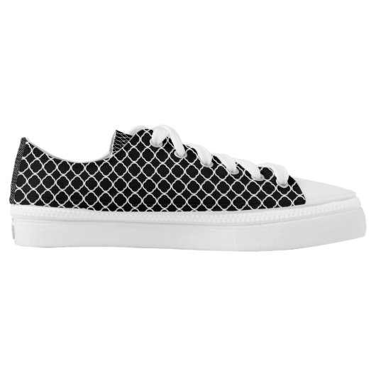 White Quatrefoil Pattern Black Background Low-Top Sneakers (Left Shoe Inside)