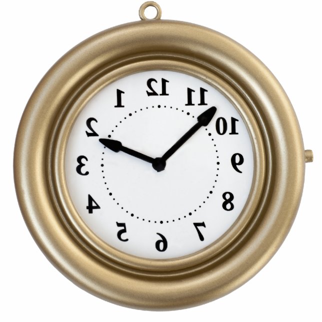 White rabbit's funny clock statuette (Front)