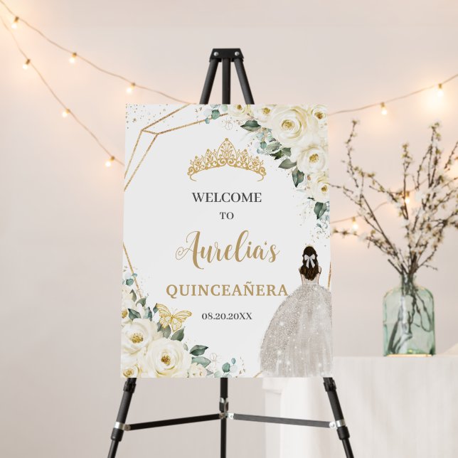 White Roses Floral Quinceañera 15 Birthday Welcome Foam Board (In Situ (Stand))