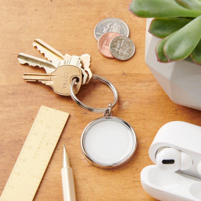 White Round Metal Keychain (Desk)