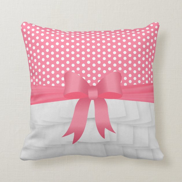 white ruffle throw pillow