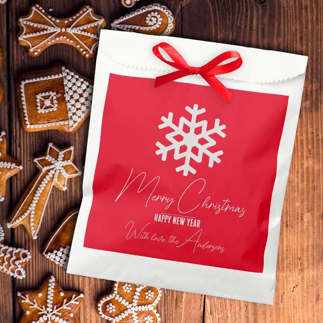 White Snowflake on Red Holiday Christmas New Year Favor Bag (Creator Uploaded)