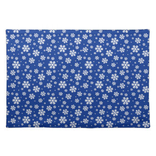 White Snowflakes on Dark Blue Winter Pattern Cloth Placemat