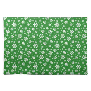 White Snowflakes on green Winter Pattern Cloth Placemat
