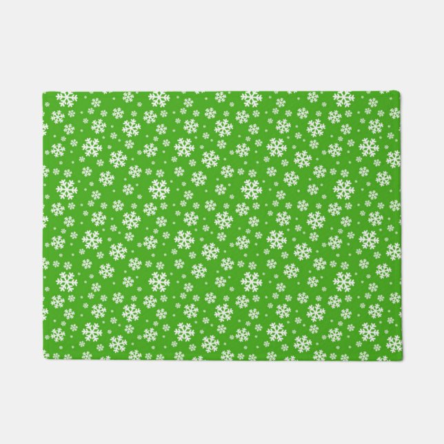 White Snowflakes on Green Winter Pattern Doormat (Front)