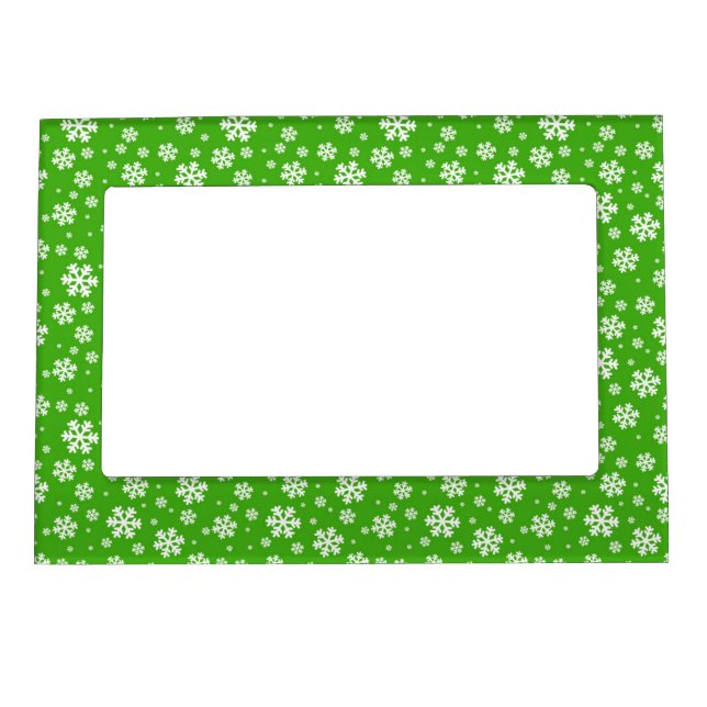 White Snowflakes on Green Winter Pattern Magnetic Frame (Front)