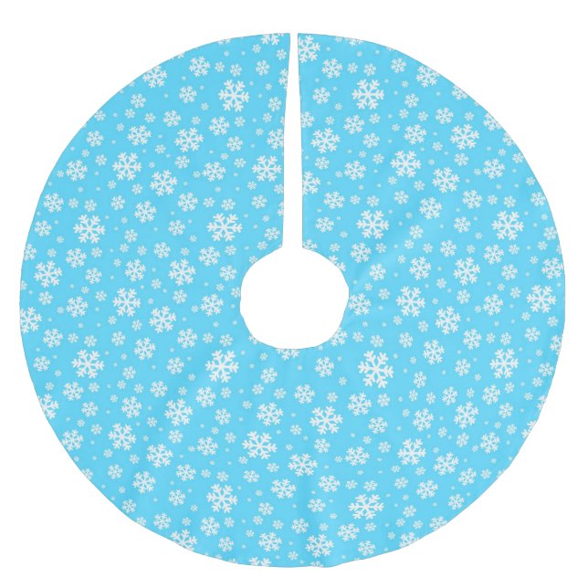 White Snowflakes on Light Blue Winter Pattern Brushed Polyester Tree Skirt (Front)