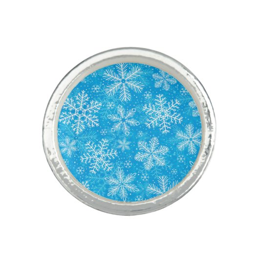 White snowflakes pattern ring (Front)