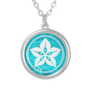 White Starfruit Mon Necklace