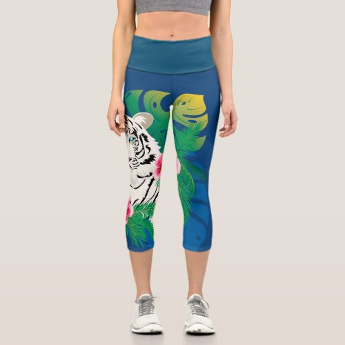 White tiger portrait with tropical leaves capri leggings