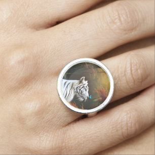 White Tiger Those Loving Moments, Ring
