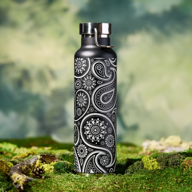 White vintage paisley pattern water bottle | Zazzle