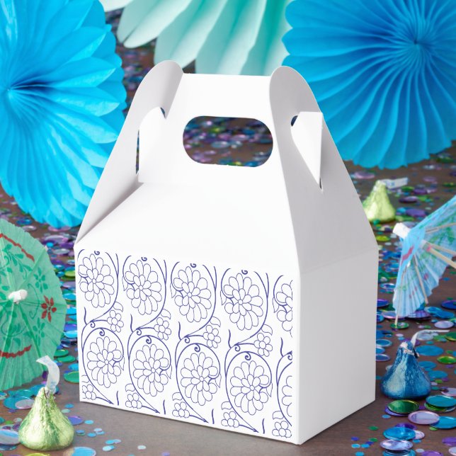 White wrapping paper with a subtle, repeating patt favor boxes (Party)