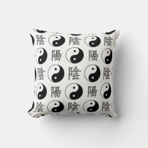 White Yinyang Symbol Chinese Pattern Throw Pillow