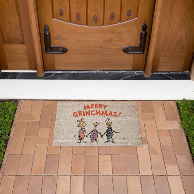 Whos Holding Hands Merry Grinchmas Fiber Doormat (Insitu (Outdoor))