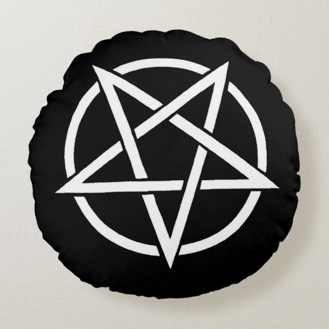 Wic blk Round Pillow (Front)