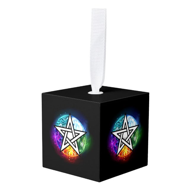 Wiccan pentagram cube ornament (Front Angled)
