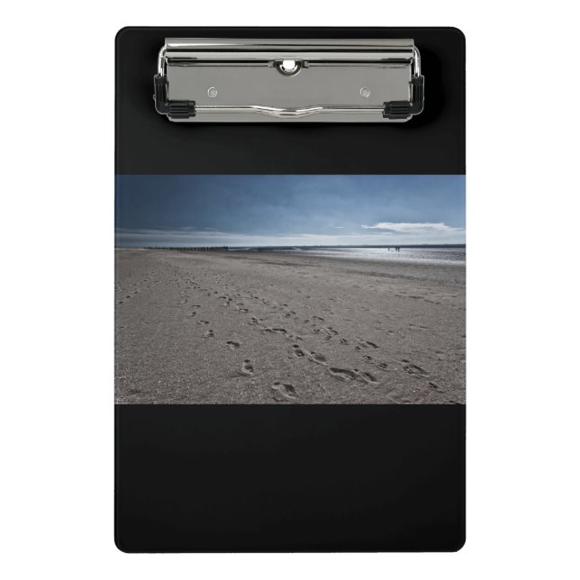 Wide beach at the North Sea Mini Clipboard (Front)