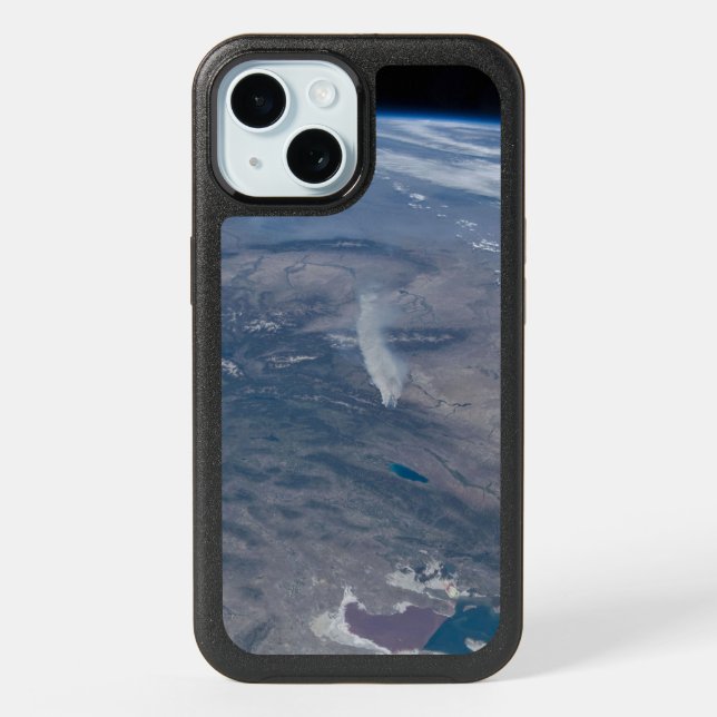 Wild Fires In The Western And Southwestern Us. iPhone 15 Case (Back)