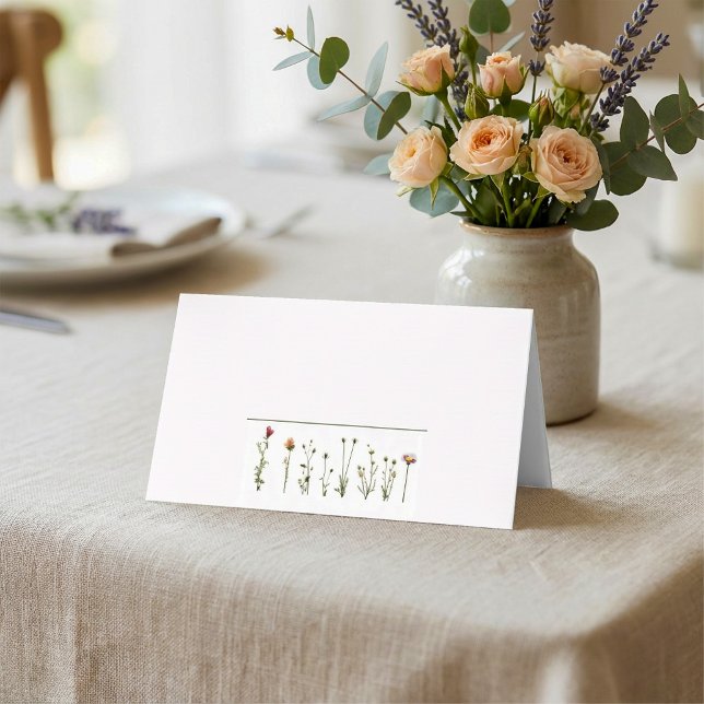 Wild flowers wedding name place card (Wild flowers wedding name place card.)