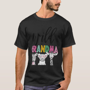 Wild Grandma Zoo Theme Birthday Safari Jungle Matc T-Shirt
