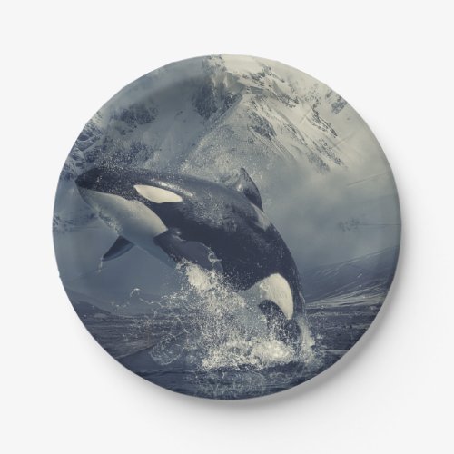Wild Killer Whale Jumping Paper Plates