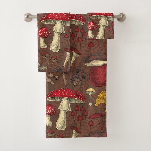 Wild mushrooms on brown bath towel set